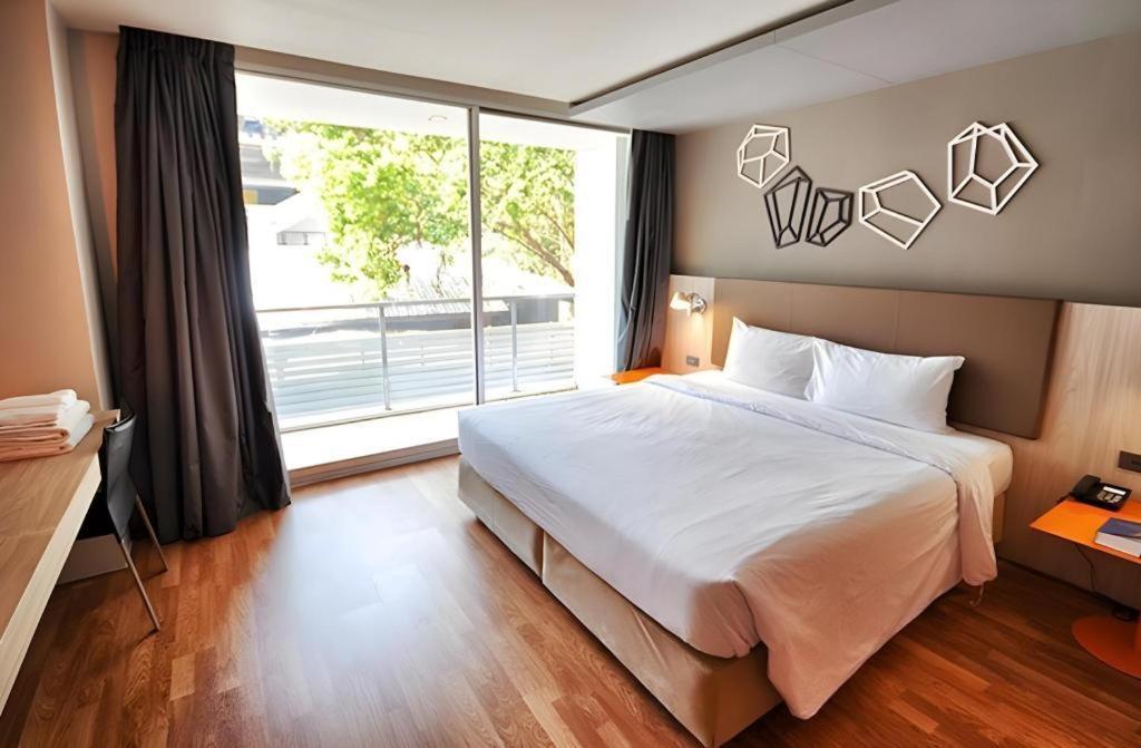 The Heritage Silom Hotel Bangkok Esterno foto